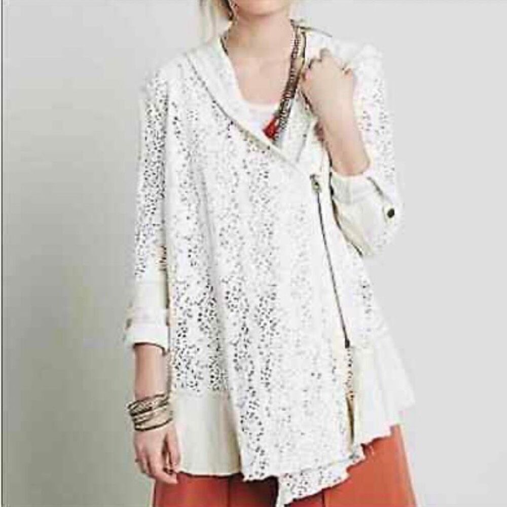 FREE PEOPLE Oversized Lacey Eyelet Cardigan (Sz S)
